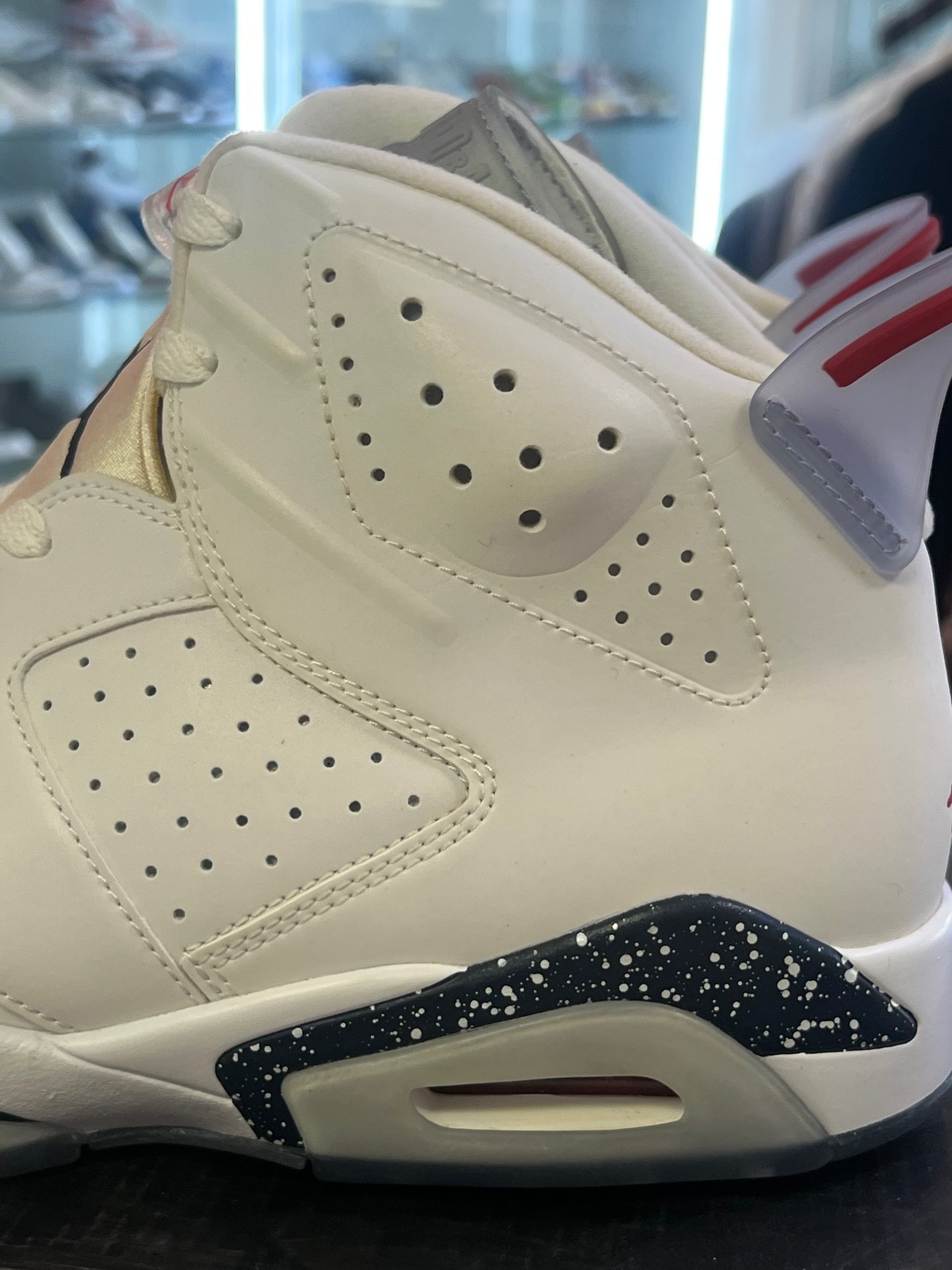 Jordan 6 tim store howard