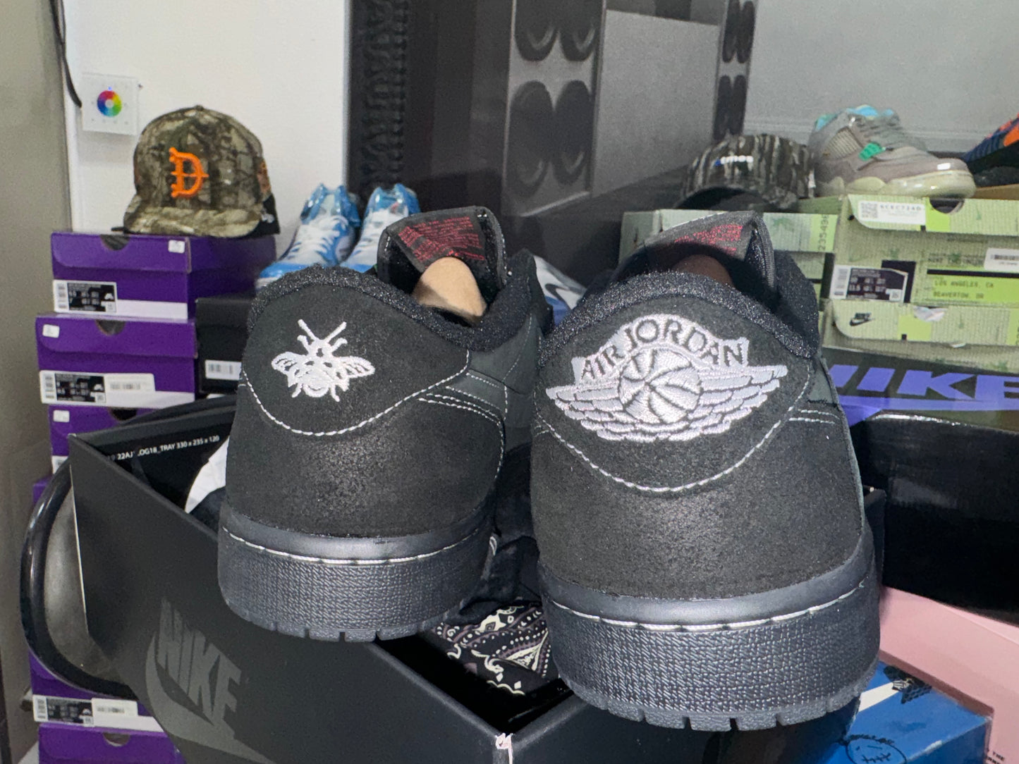Jordan 1 Low Travis Scott Phantom