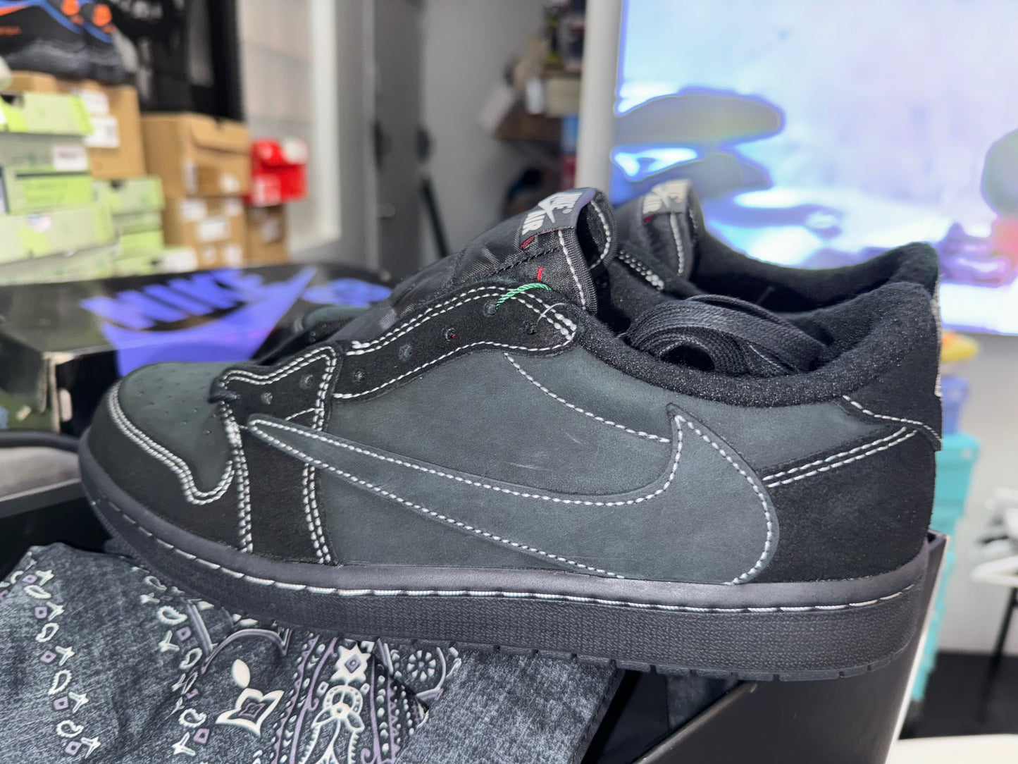 Jordan 1 Low Travis Scott Phantom
