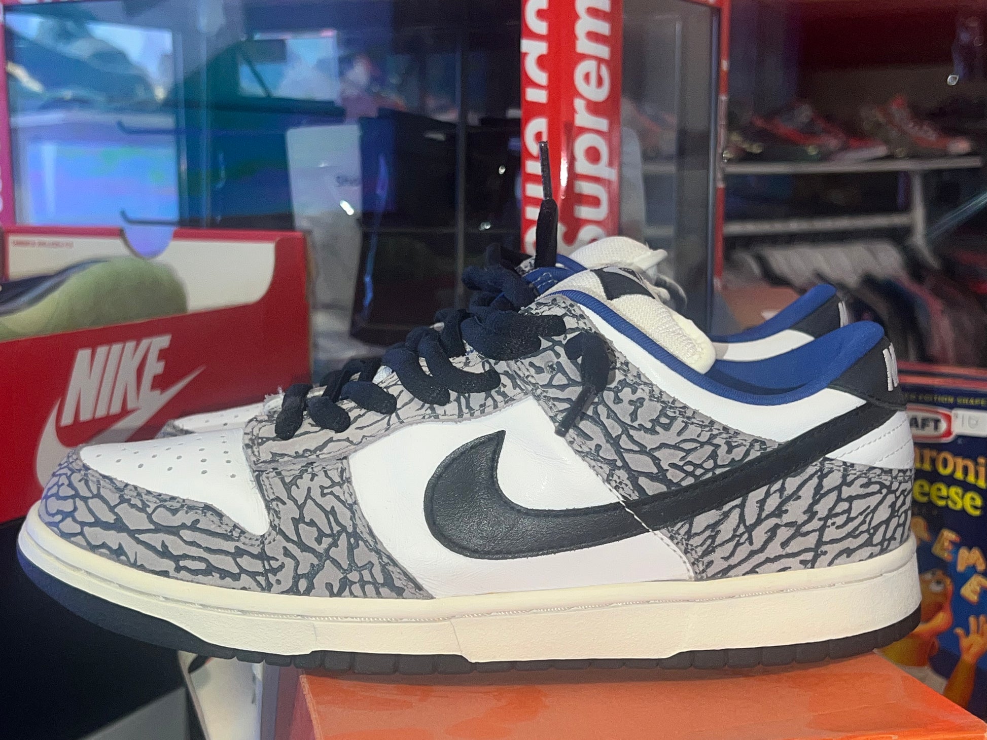 Nike Dunk SB Supreme White Cement 2002 Drexlers