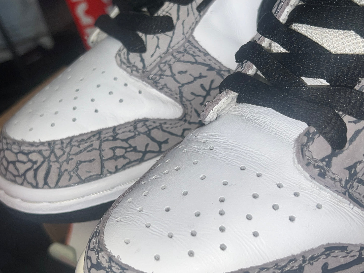 Nike Dunk SB Supreme White Cement 2002 Drexlers