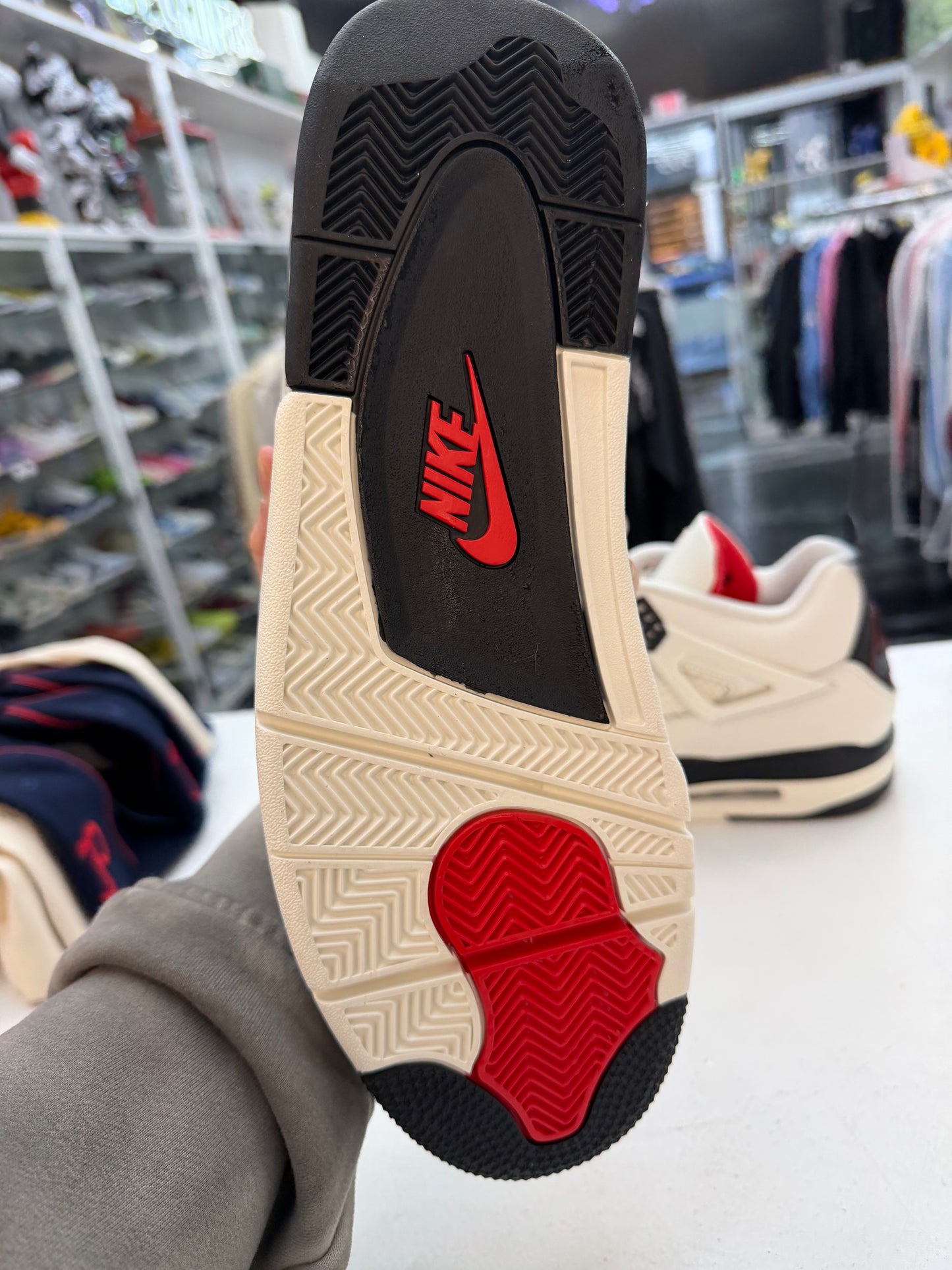 Jordan 4 Retro OG Flight Club