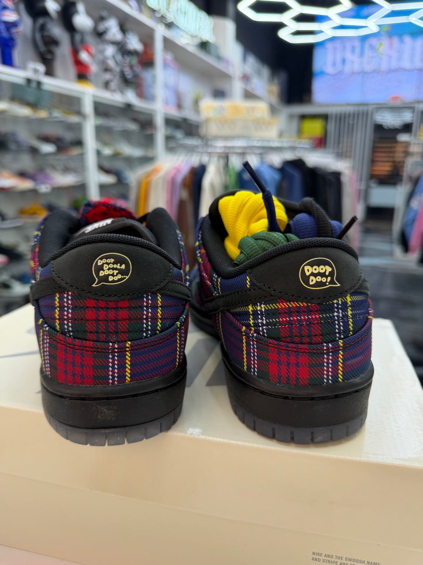 Nike SB Dunk Low Nardwaur