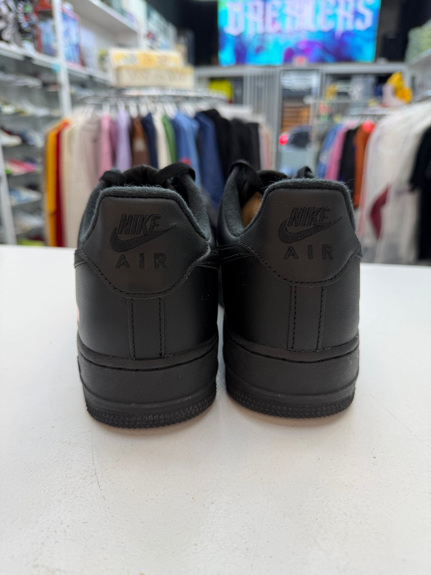 Nike Air Force 1 Low Supreme Black