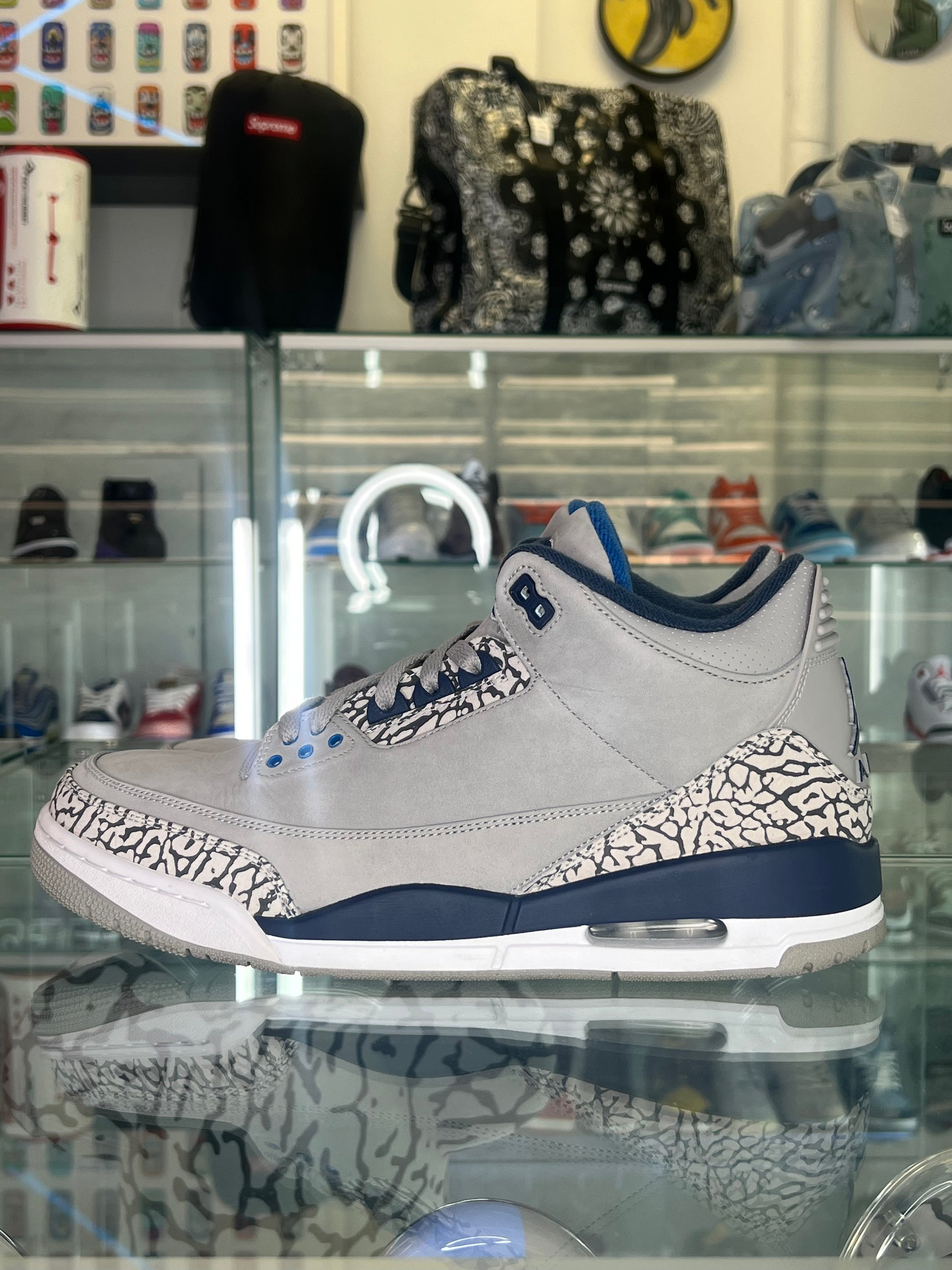 Jordan 3 top size 11