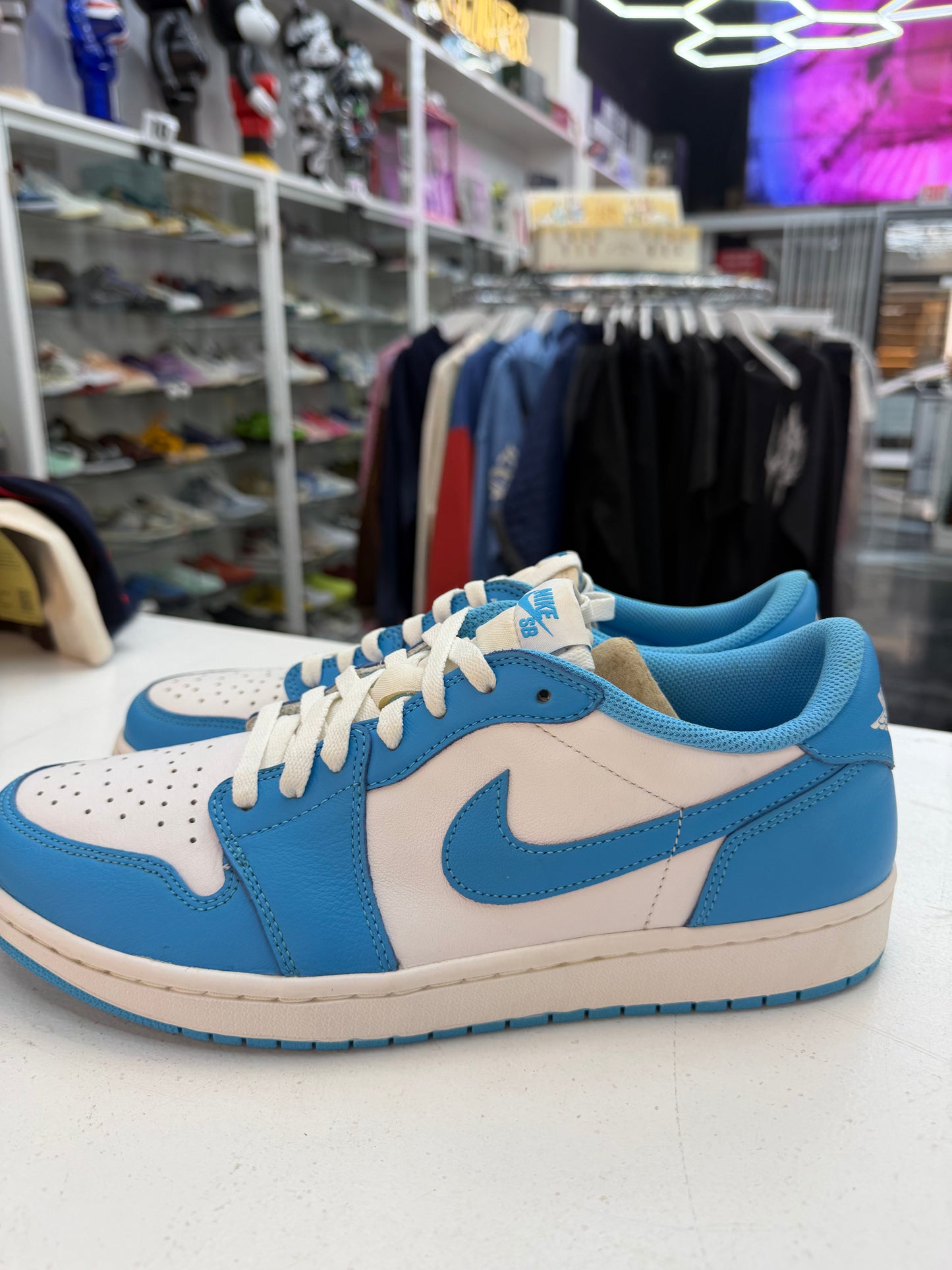 Jordan 1 Low SB Eric KOSTON Unc